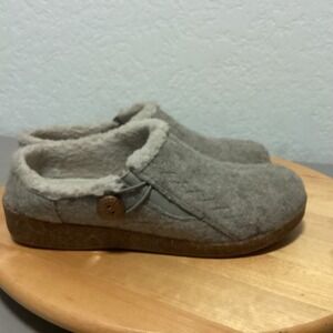 Earth Origins Women's Gray Felt Moccasin Slippers Cozy Fur Lined Slip On Size 7